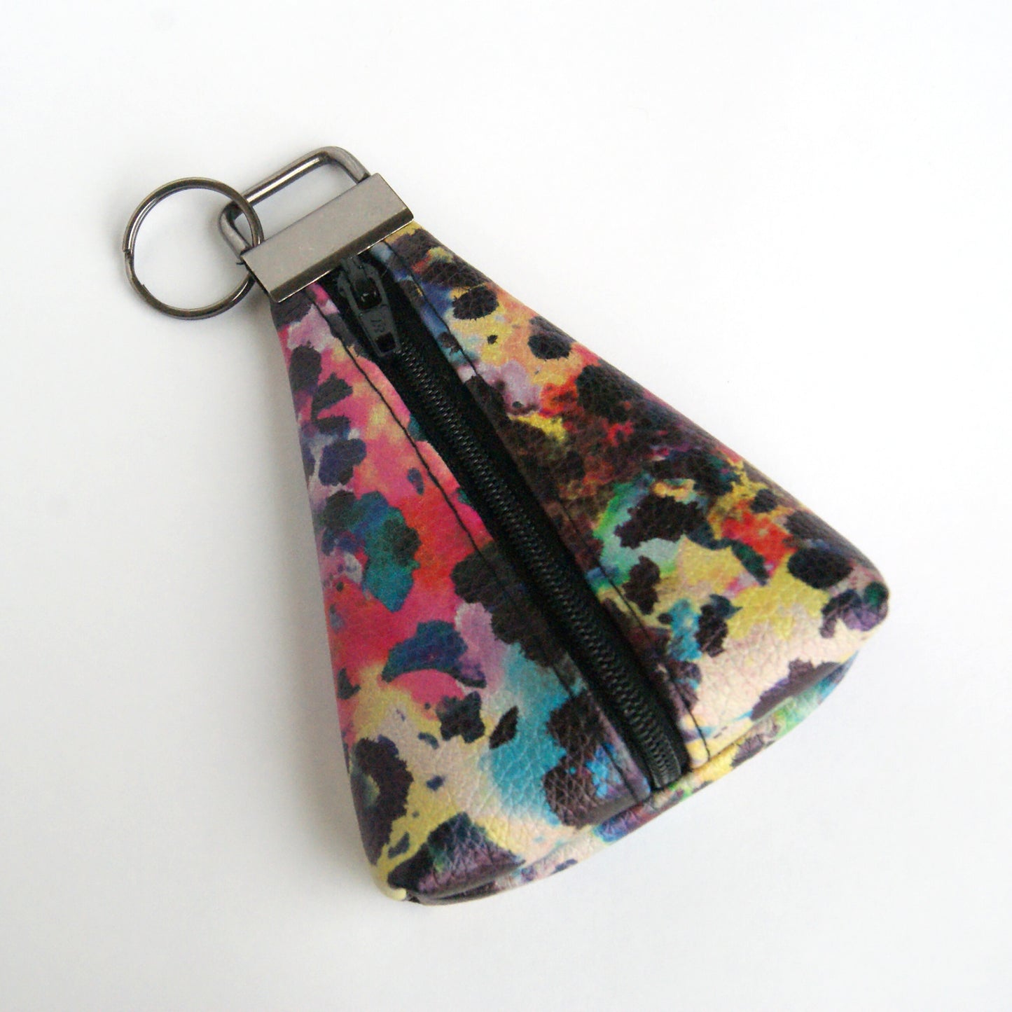 Triangle keyring pouch